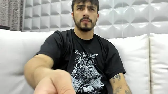 Jack Daniel   online show from November 4, 5:23 pm