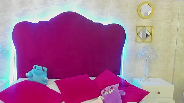 LaylaaDoll online show from September 26, 6:01 pm