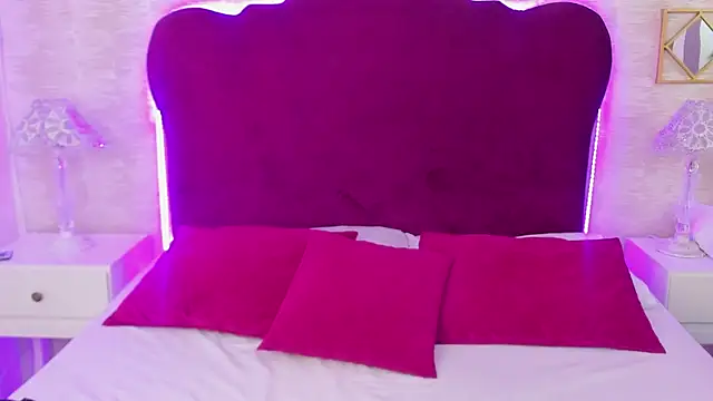 LaylaaDoll online show from October 6, 6:27 pm