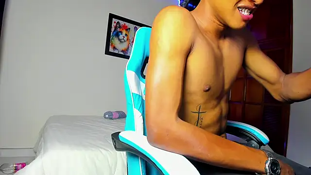 Snapshot of jordan_mm420 chatting on September 18, 2:35 am jordan mm420 online show from September 18, 2:35 am