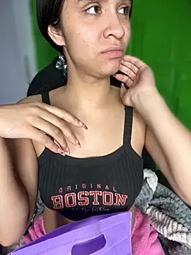 Isabella-Teen online show from October 13, 2:11 am