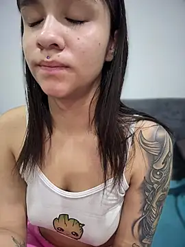 Isabella-Teen online show from November 25, 4:12 am