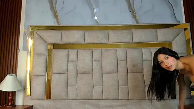 AggathaSanders  online show from October 24, 12:34 pm