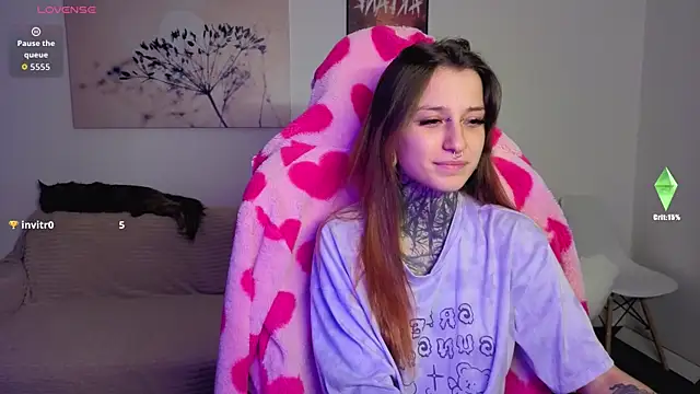 Snapshot of LilithPoison chatting on September 18, 5:26 pm LilithPoison online show from September 18, 5:26 pm