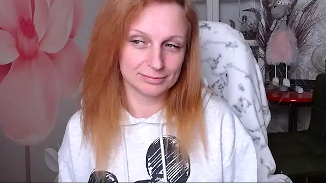 Snapshot of Venus_love1 chatting on January 17, 6:02 pm Venus love1 online show from January 17, 6:02 pm