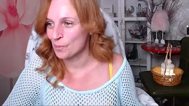 Snapshot of Venus_love1 chatting on January 23, 10:01 pm Venus love1 online show from January 23, 10:01 pm