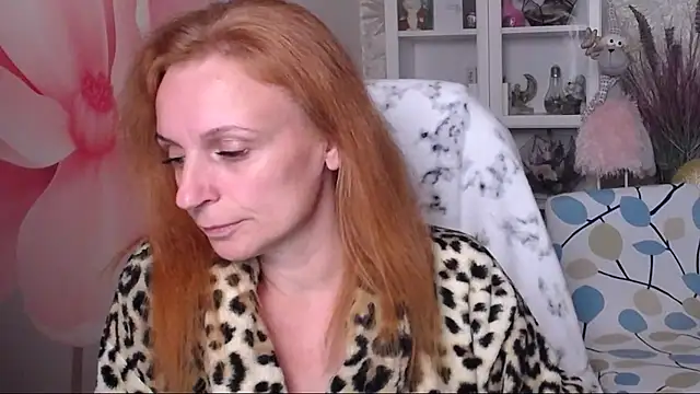 Snapshot of Venus_love1 chatting on October 16, 4:52 pm Venus love1 online show from October 16, 4:52 pm