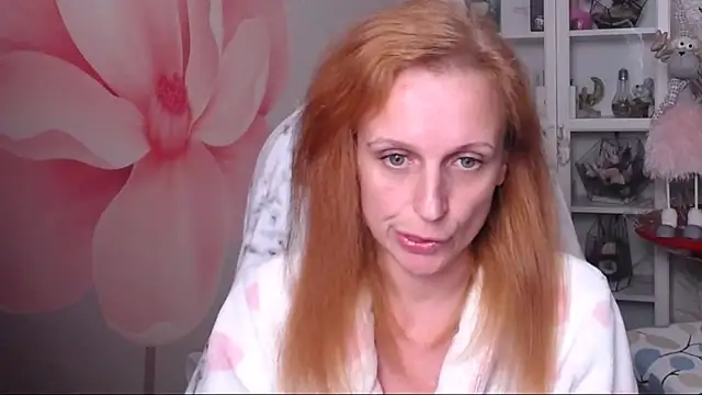 Snapshot of Venus_love1 chatting on October 31, 6:31 pm Venus love1 online show from October 31, 6:31 pm