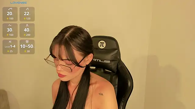 Snapshot of Sofia_pregnant chatting on October 14, 7:03 pm Sofia pregnant online show from October 14, 7:03 pm