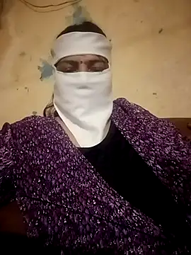 Love-890 online show from October 31, 5:47 pm