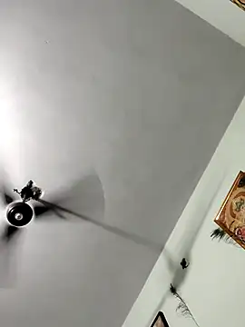 Snapshot of Mmm143 chatting on September 19, 5:46 pm Mmm143 online show from September 19, 5:46 pm