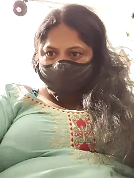 Snapshot of Mmm143 chatting on September 22, 9:06 pm Mmm143 online show from September 22, 9:06 pm