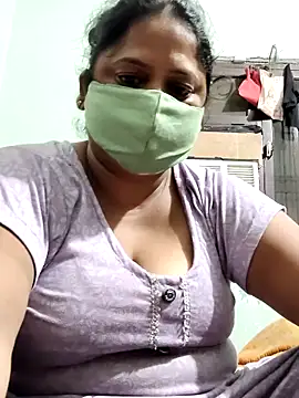 Snapshot of Mmm143 chatting on October 7, 12:08 am Mmm143 online show from October 7, 12:08 am