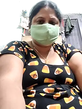 Snapshot of Mmm143 chatting on October 17, 7:27 pm Mmm143 online show from October 17, 7:27 pm