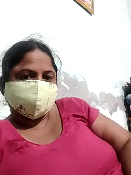 Snapshot of Mmm143 chatting on October 30, 9:33 am Mmm143 online show from October 30, 9:33 am