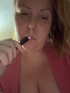 Snapshot of Piccolamonella29 chatting on September 25, 2:15 am Piccolamonella29 online show from September 25, 2:15 am