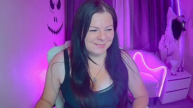 BritneyRaine online show from October 28, 1:25 pm