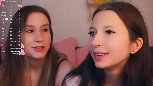 GabrielleLynchard online show from November 12, 7:24 pm