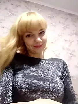 Snapshot of AliceSwan1122 chatting on September 23, 8:34 pm AliceSwan1122 online show from September 23, 8:34 pm