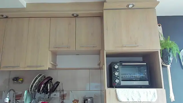 Arnolwilliams online show from September 26, 7:40 pm