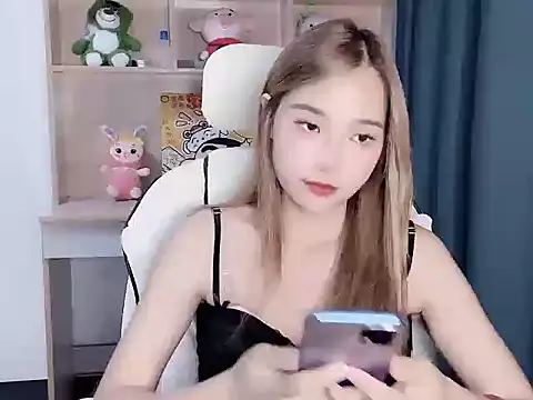 W-Sunflower online show from October 3, 2:25 pm