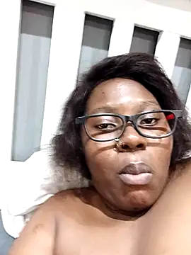 Snapshot of Darkchokola33 chatting on September 23, 10:51 am Darkchokola33 online show from September 23, 10:51 am