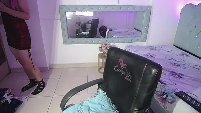 Cordelia Perlman online show from October 14, 12:06 pm