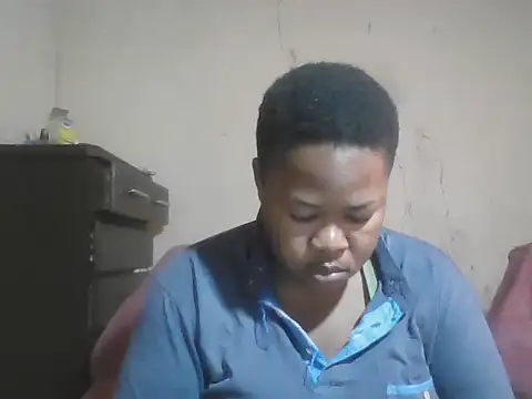 Bustyass93 online show from October 3, 6:32 am