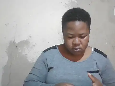 Bustyass93 online show from October 17, 7:33 am