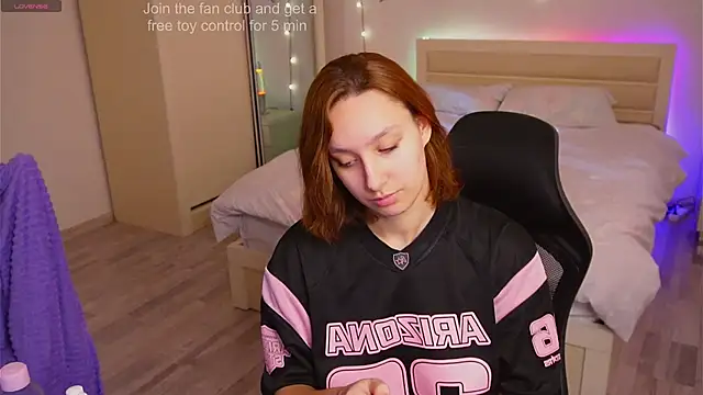 LilyannRosse online show from October 31, 7:09 am