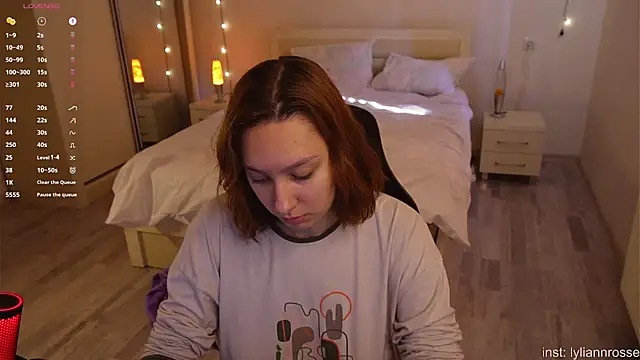 LilyannRosse online show from November 16, 7:14 am