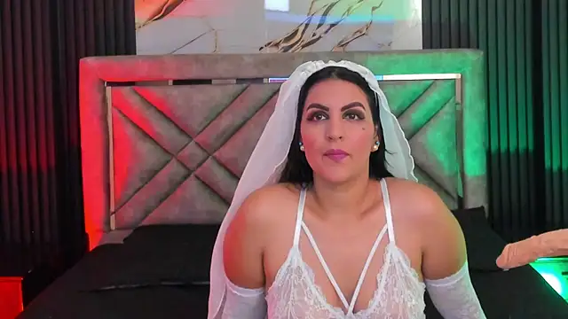 Daniwhatson online show from October 31, 3:18 am