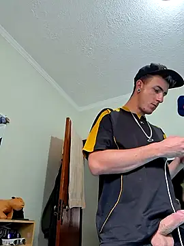 Bottz777 online show from October 31, 3:46 pm