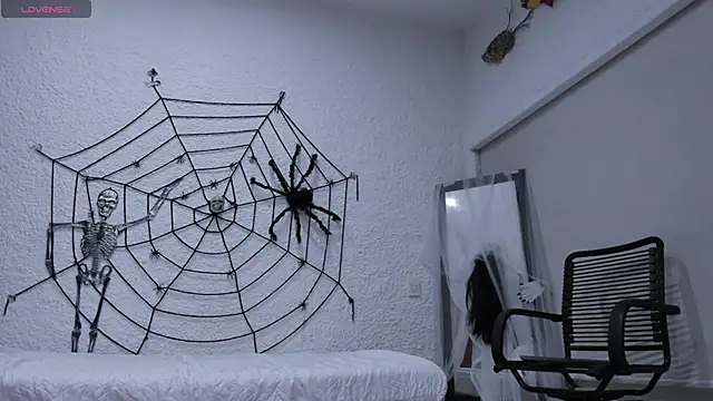 Snapshot of j_martony chatting on October 25, 3:14 am j martony online show from October 25, 3:14 am