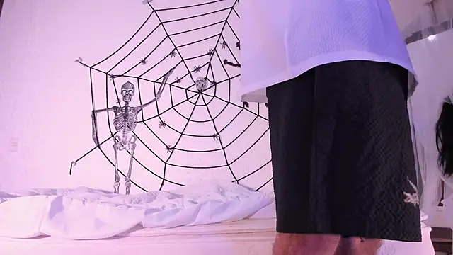 Snapshot of j_martony chatting on October 27, 12:20 pm j martony online show from October 27, 12:20 pm