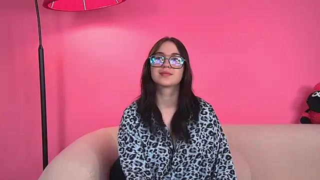 AnneAvery online show from October 18, 8:37 am