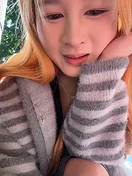 Snapshot of yuki_june chatting on November 27, 8:27 am yuki june online show from November 27, 8:27 am