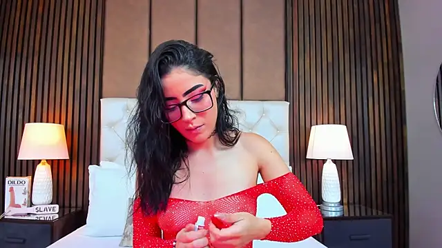 Snapshot of SamyySwet chatting on October 24, 7:43 pm SamyySwet online show from October 24, 7:43 pm