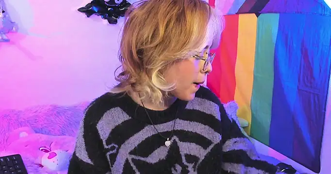 NekoWaifu online show from October 21, 1:12 pm