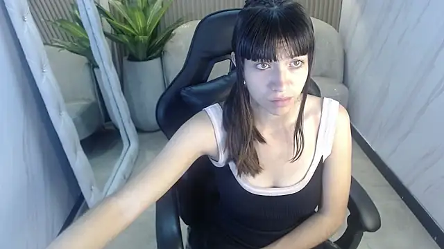 Snapshot of Isabella_Blondetf chatting on September 28, 1:27 pm Isabella Blondetf online show from September 28, 1:27 pm