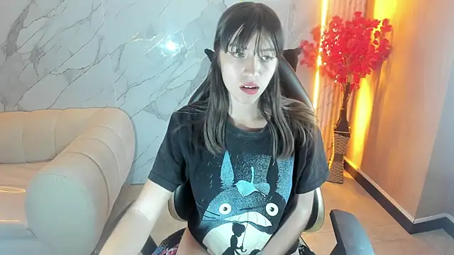 Snapshot of Isabella_Blondetf chatting on November 8, 8:29 pm Isabella Blondetf online show from November 8, 8:29 pm