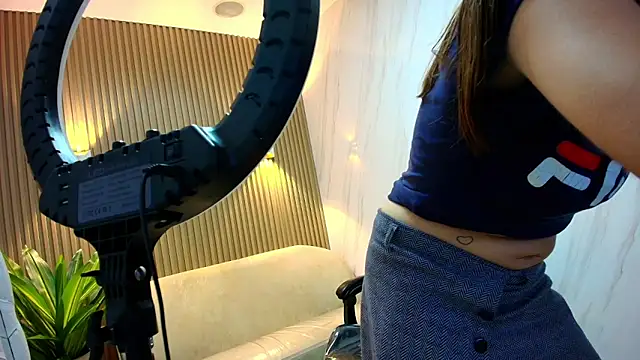 Snapshot of Isabella_Blondetf chatting on November 15, 12:45 pm Isabella Blondetf online show from November 15, 12:45 pm