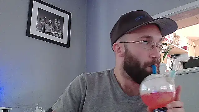 Snapshot of versatilevortex chatting on September 21, 8:54 pm versatilevortex online show from September 21, 8:54 pm