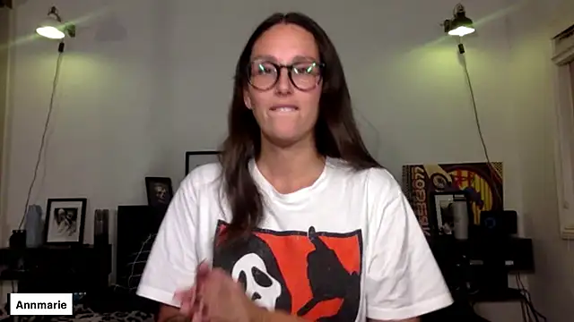 annmarieferrara online show from October 8, 2:31 am