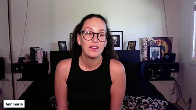 annmarieferrara online show from October 17, 4:09 pm