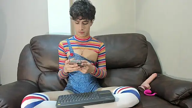 Xam Collen online show from October 31, 2:18 pm