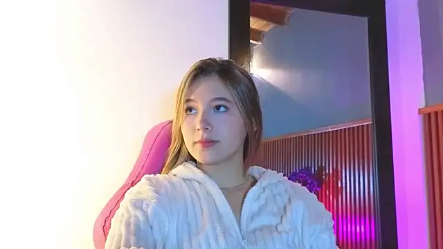 VictoriaSpark online show from November 24, 11:54 am