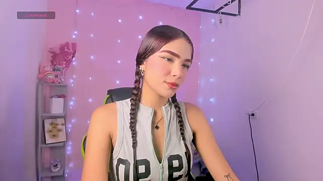 ashlysmith 01 online show from October 1, 3:56 am