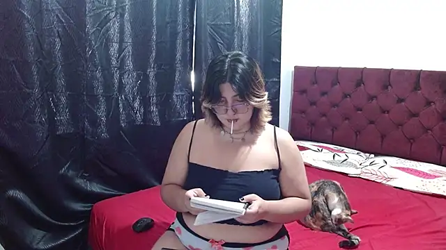 Roxy f w online show from September 18, 1:35 pm