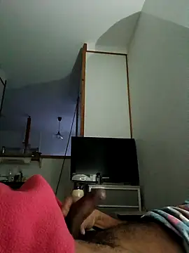 Snapshot of Mikaaa97 chatting on October 1, 3:01 am Mikaaa97 online show from October 1, 3:01 am